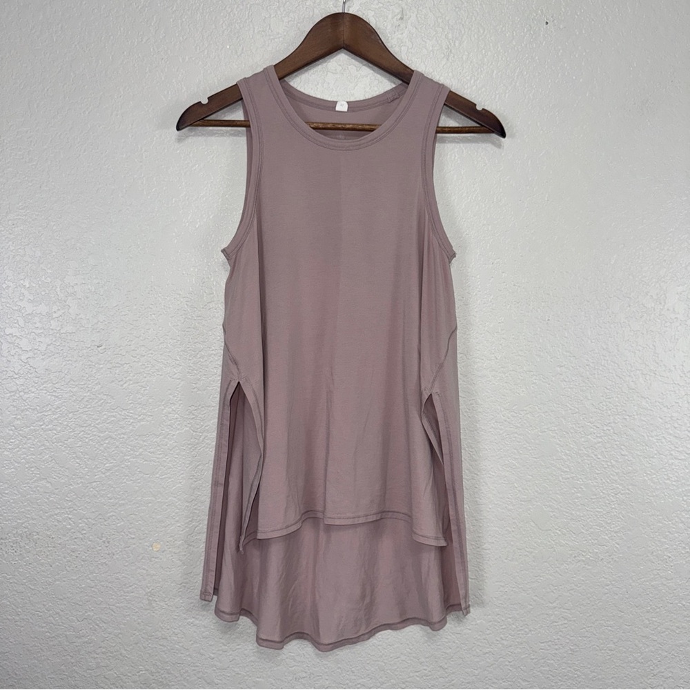 Lululemon Athletica Muscle Sleeveless Mauve Top XS Shirt High‎ Low Workout #cc